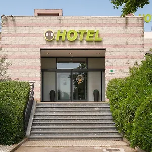 Otel B&B Hotel Faenza